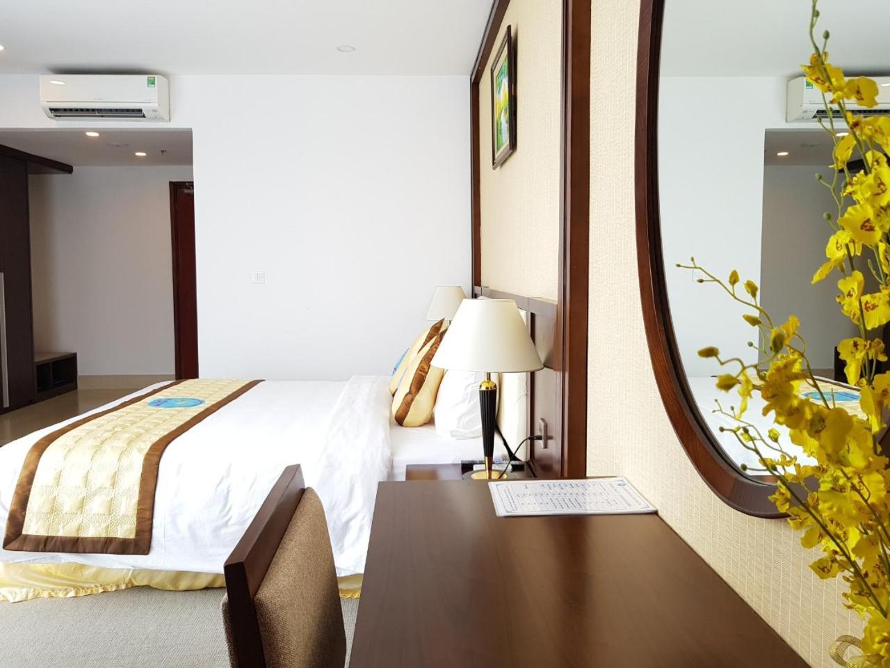 Relax Ha Long Hotel Exterior photo